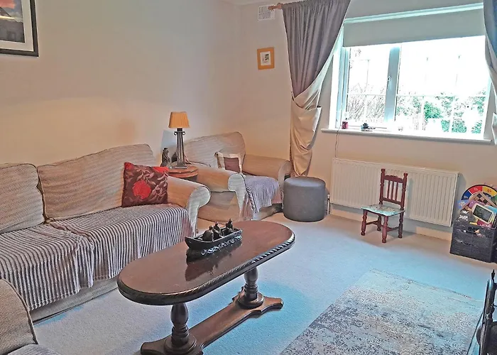 M047 Sattva Carrowholly Semesterbostad