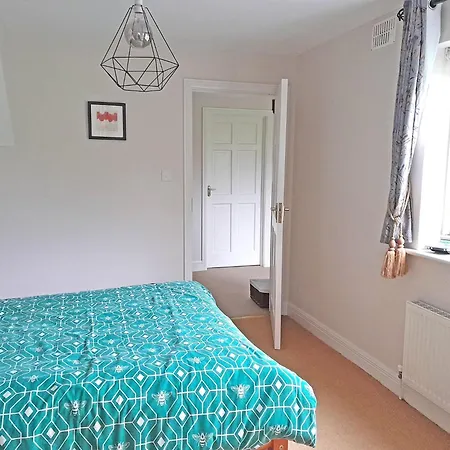 M047 Sattva Carrowholly ווסטפורט