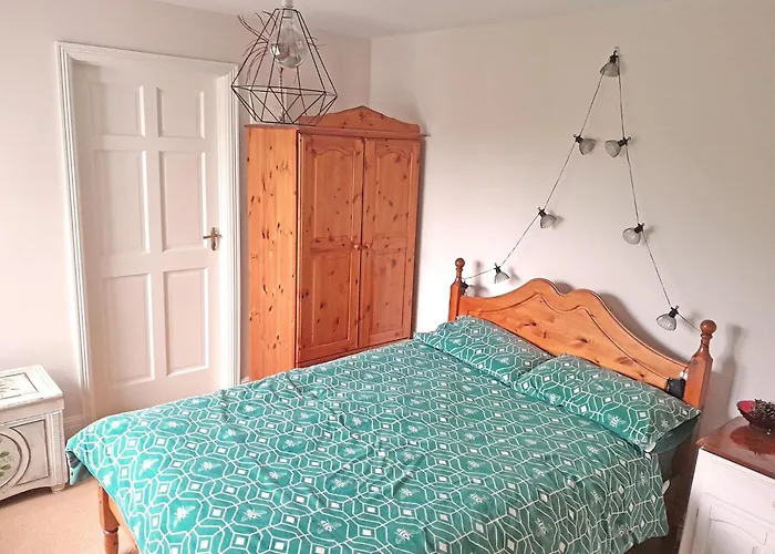 M047 Sattva Carrowholly Semesterbostad